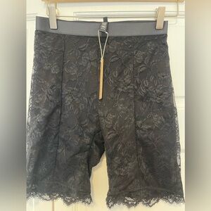 Skims NWT lace shorts